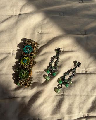 orecchini e braccialetto verde smeraldo eleganti