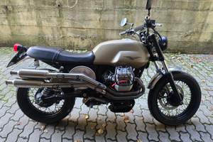 Moto Guzzi v7 scrambler