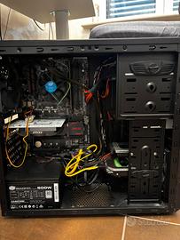 Postazione PC Completa con Monitor 24" + Kit Razer