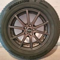 Cerchi e gomme nuove per Land Rover e Range Rover