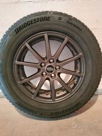 Cerchi e gomme nuove per Land Rover e Range Rover