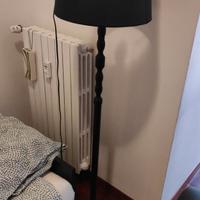 Lampada da terra Ikea kinnahult frassino nero h150