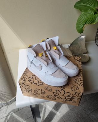 Nike Vandalised LX Bianco

