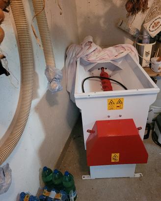 sgranatrice uva con 3 vasche