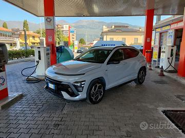 Hyundai Kona 1.0 N-Line Hybid 11/2023 solo 15.000k