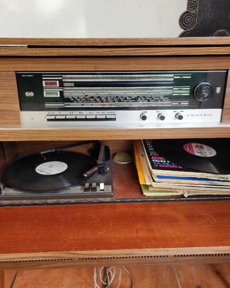 Mobile radio giradischi Grundig anni  70