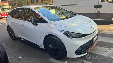 Cupra born e boost 231 cv 7500km