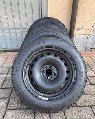 Pneumatici gomme  tassellate Panda 185/65-15