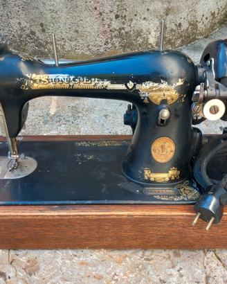 Macchina da cucire portatile Singer anno 1929