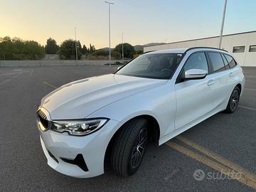 Bmw Serie 3 Touring 318d Business 48V Mild Hybrid