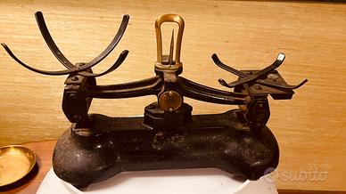 Bilancia antica inglese