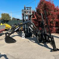 A189 - Braccio retro escavatore per trattore