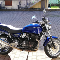 Suzuki GSX 750 Inazuma