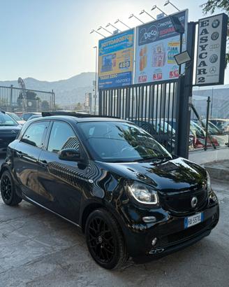 Smart forfour 453 total black prime full optional