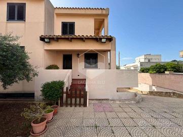 Ampia villa bifamiliare