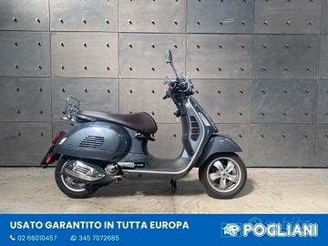 Vespa GTS 300 hpe Touring ABS