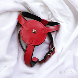 Pettorina in pelle imbottita e borchie da 90cm 