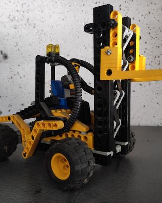 muletto carrello elevatore lego Technic 
