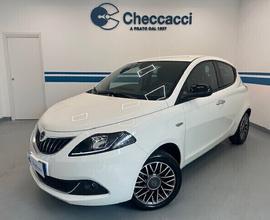 Lancia Ypsilon 1.0 firefly hybrid Gold Plus s