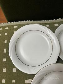 piatti filo porcellana