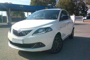Lancia Ypsilon 1.0 FireFly 5 porte S&S Hybrid Gold