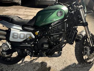 Vengo Benelli Leoncino Trail 800