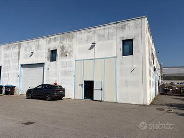 Immobile di 530 m² a Brescia