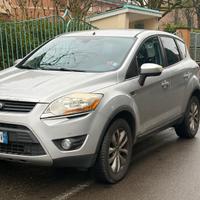 Ford Kuga batteria nuova e gommata