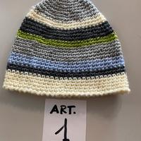 Berretti di lana ad uncinetto per bambini/e