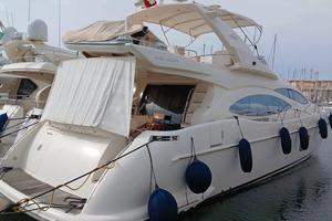 Azimut 68 fly evo