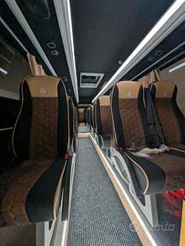 MERCEDES SPRINTER 20 POSTI ANNO 2015 320.000 KM