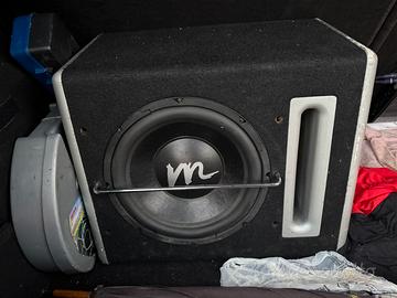 Subwofer e amplificatore macrom