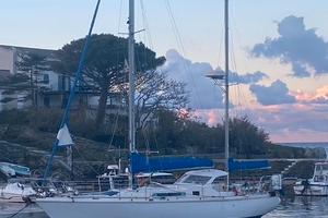 Amel sharki perfetto alla boa