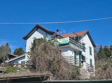 PORZIONE DI TRIFAMILIARE A MONTOGGIO