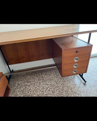 Scrivania vintage anni 70