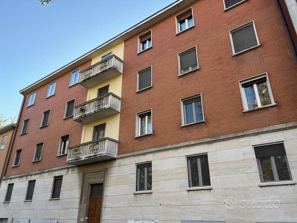 Appartamento di 99 m² con 4 locali e box auto a Fe