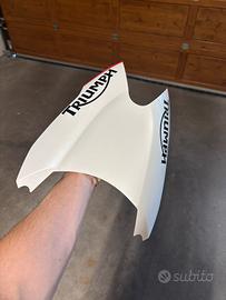 Carena posteriore originale Triumph Trident 660