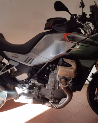Moto Guzzi V100 Mandello S