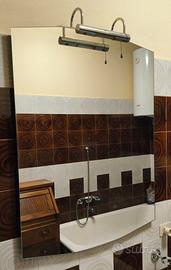 Specchio da bagno con luce