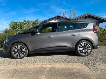 Grand scenic 7 posti