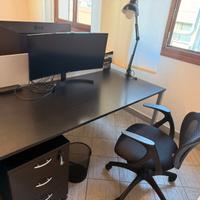 Postazione ufficio: scrivania + cassettiera