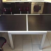 Mobile per zona living con tavolo