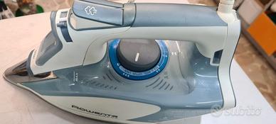 Ferro da stiro rowenta