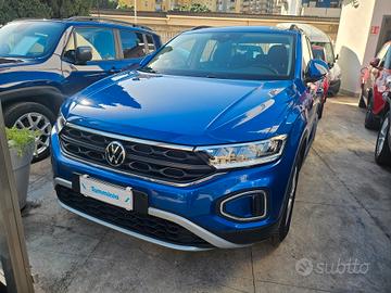 Volkswagen T-Roc 2.0 TDI 150CV DSG Life 04/2023