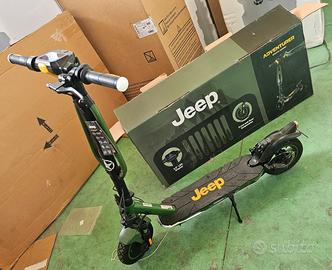 Monopattino Elettrico Jeep Adventurer 350W