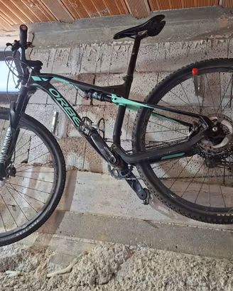 Orbea Oiz 29” taglia M – RockShox, FOX, freni XT
