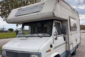 Arca Ducato 1.9 – 68.000 km – Solare Victron 480W