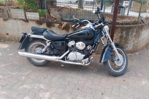 Honda Shadow 125  Anno 2000