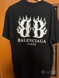 T-shirt balenciaga