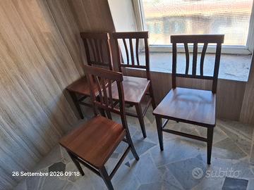 Sedie in legno